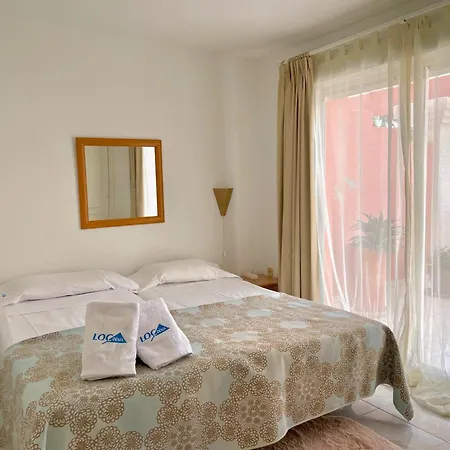 Atico Jazmines Apartment *